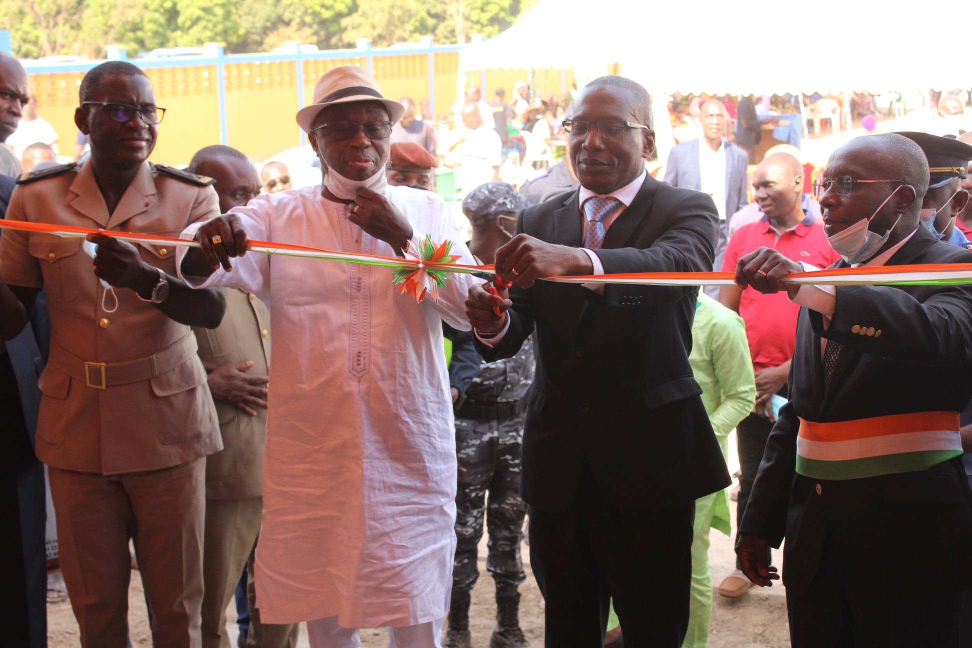 Inauguration des Centres de Secours d'Urgence (CSU) des pompiers civils de Côte d'Ivoire.