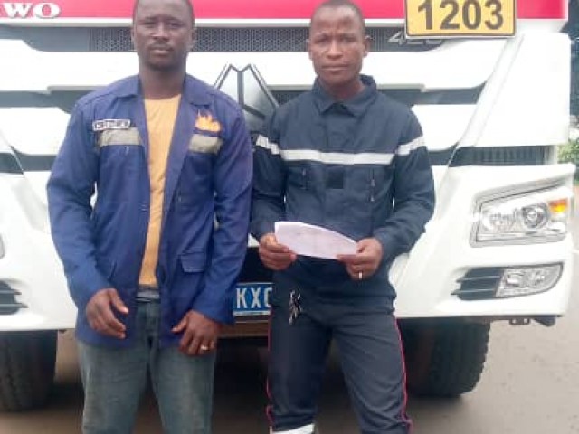 ABOISSO : DES CONDUCTEURS D’ASSOUBA SENSIBILISES SUR LES RISQUES LIES AU TRANSPORT DE MARCHANDISES DANGEREUSES