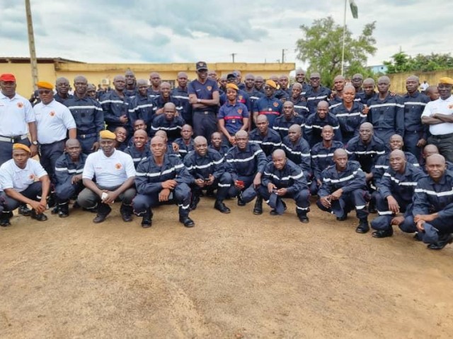 LES ELEVES POMPIERS CIVILS DE LA PROMOTION 2018 PRETS POUR LE TERRAIN