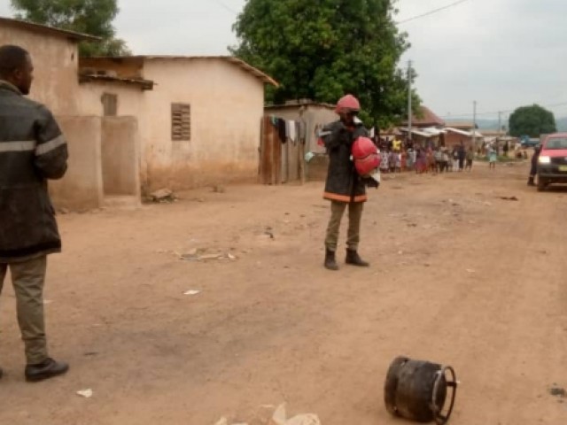 INCENDIE : UN VIOLENT INCENDIE FAITS DES DEGATS A GUIGLO ET UN FEU DE GAZ ETEINT A TOUBA