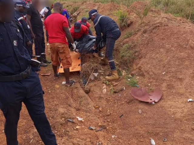 ACCIDENT ENTRE VEHICULE ET TRIPORTEUR A FERKESSEDOUGOU : 3 ELEVES TUES ET 9 AUTRES BLESSES GRAVES