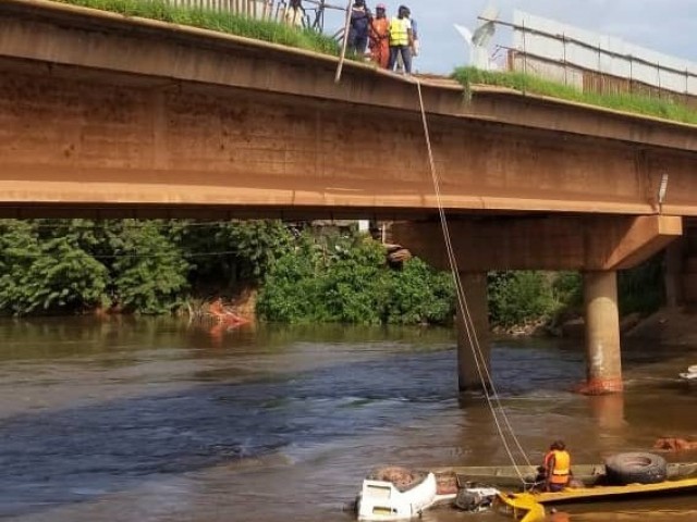 SAN PEDRO : 2 DISPARUS ET 2 RESCAPÉS APRES LA CHUTE D’UN CAMION DANS LE FLEUVE SAN PEDRO