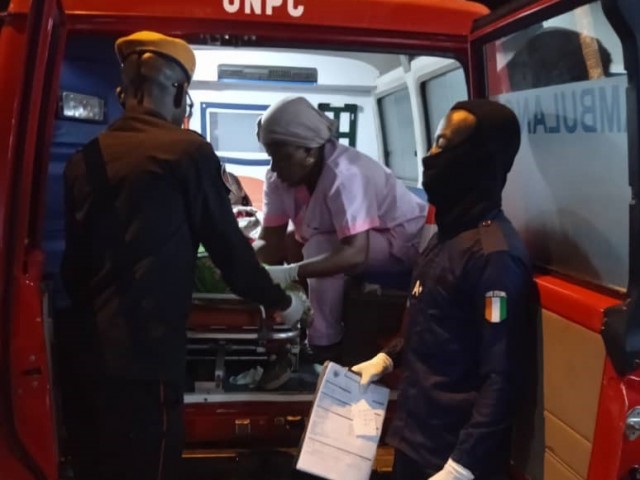 AGBOVILLE : UNE PARTURIENTE DONNE VIE AVEC L’AIDE DES POMPIERS CIVILS DE L’AGNEBY-TIASSA