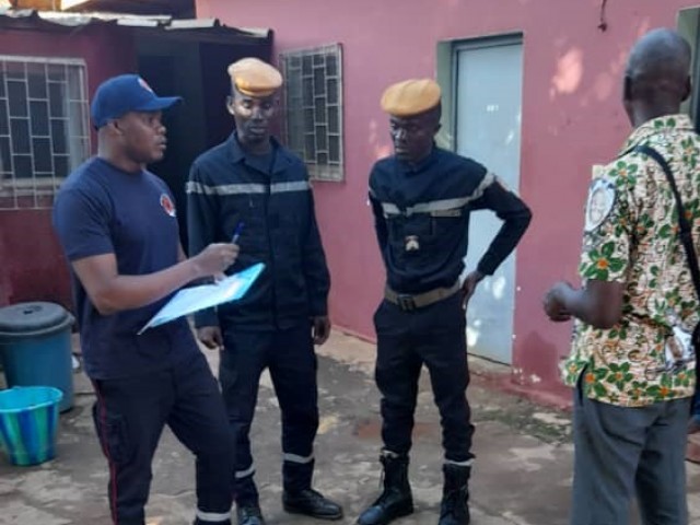 KATIOLA/SECURITE INCENDIE : LE PERSONNEL DE DEUX HOTELS SENSIBILISE