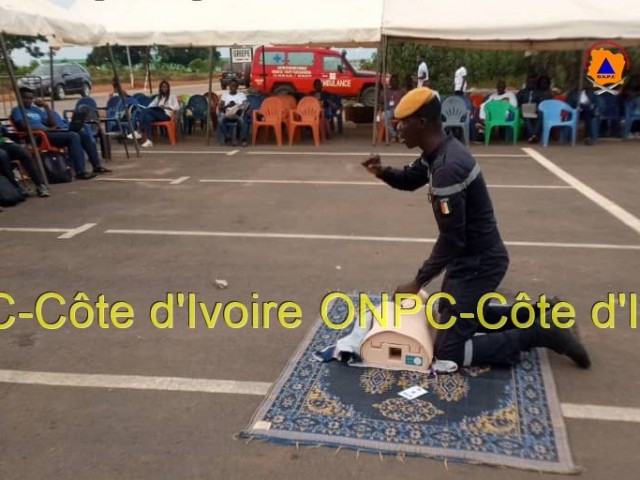 DALOA : ENVIRON 200 ETUDIANTS ET LE PERSONNEL DE L’UNIVERSITE INSTRUITS AUX GESTES DE PREMIERS SECOURS