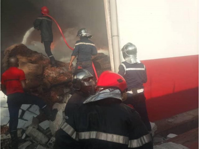 SAN-PEDRO : UNE PARTIE DE L’USINE SUTEC PART EN FUMÉE