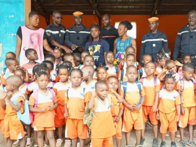 LE CENTRE DE SECOURS D’URGENCE DU GOH VISITE PAR DES ELEVES DE MATERNELLE