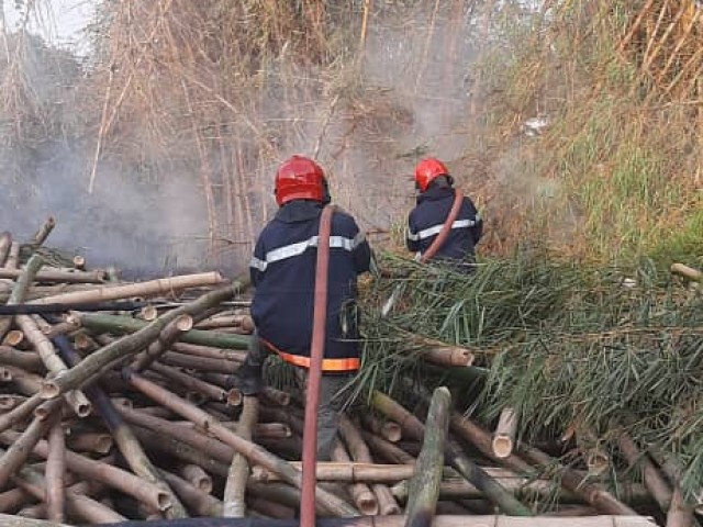 UNE USINE ET UN HOTEL MENACES PAR UN INCENDIE A AGBOVILLE