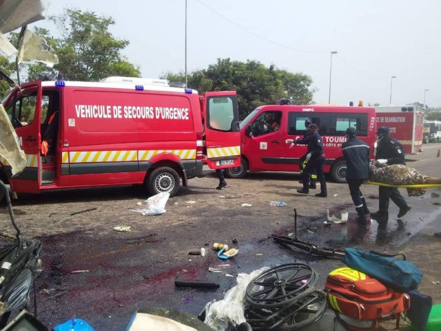 YAMOUSSOUKRO: 14 MORTS ET 73 BLESSES, BILAN DEFINITIF DE LA COLLISION ENTRE UN CAR DE TRANSPORT ET UN MINICAR