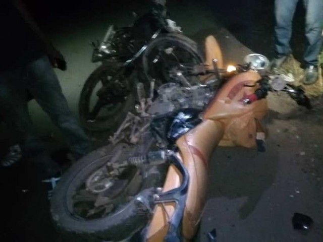 BONDOUKOU: PRES DE 800.000 FCFA RETROUVES SUR UN HOMME DECEDE DANS UNE COLLISION DE MOTO REMIS A SES PARENTS PAR LES POMPIERS CIVILS