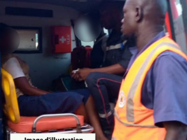 MINIGNAN : UNE JEUNE FEMME QUI SAIGNAIT DU NEZ ET DE LA BOUCHE SECOURUE PAR LES POMPIERS CIVILS DU FOLON