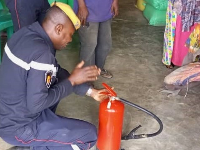 MANKONO : LES POMPIERS CVILS SENSIBILISENT SUR LA SECURITE INCENDIE ET LE TRANSPORT DE MARCHANDISES DANGEREUSES