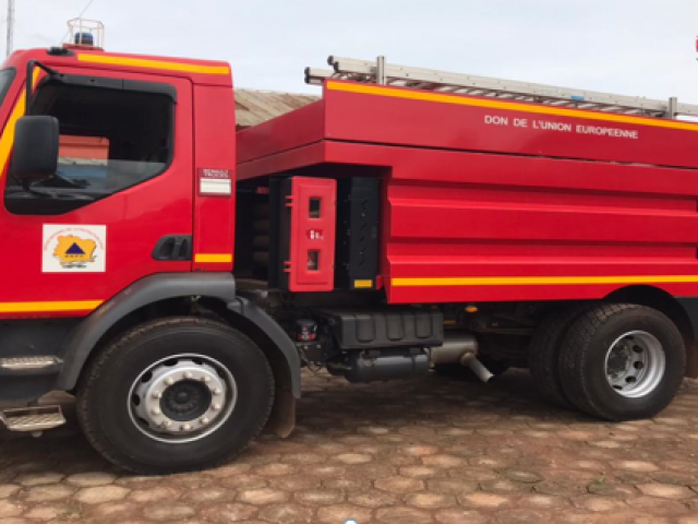 MAN : LES POMPIERS CIVILS STOPPENT LA PROPAGATION D’UN FEU A GBEPLEU