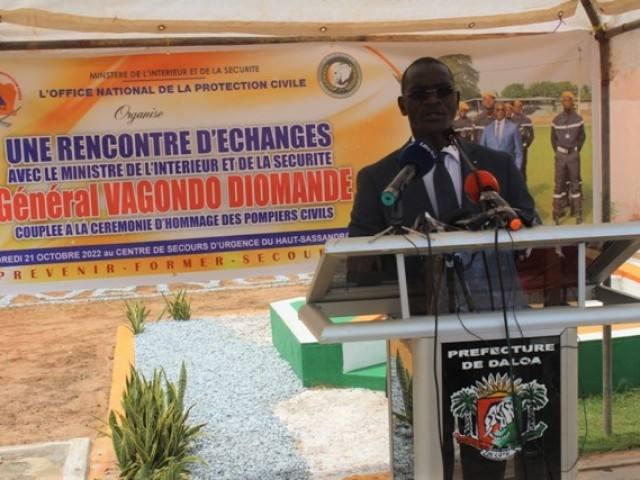 PROTECTION CIVILE : LE MINISTRE VAGONDO DIOMANDE SATISFAIT DES POMPIERS CIVILS