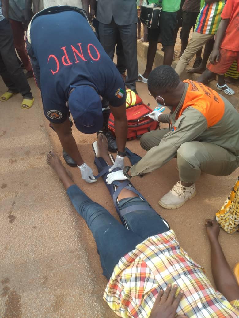 ACCIDENT DE LA CIRCULATION SUR L’AXE KATIOLA-NIAKARA : LES POMPIERS CIVILS DU HAMBOL INTERVIENNENT