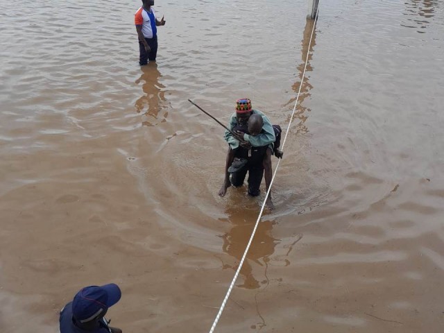 ABOISSO/INONDATION : 152 PERSONNES SINISTREES SECOURUES PAR LES POMPIERS CIVILS