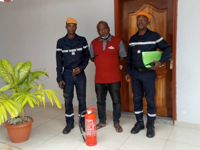 DALOA /SECURITE INCENDIE : 02 RECEPTIFS HOTELIERS VISITES PAR LES POMPIERS CIVILS POUR UNE SENSIBILISATION