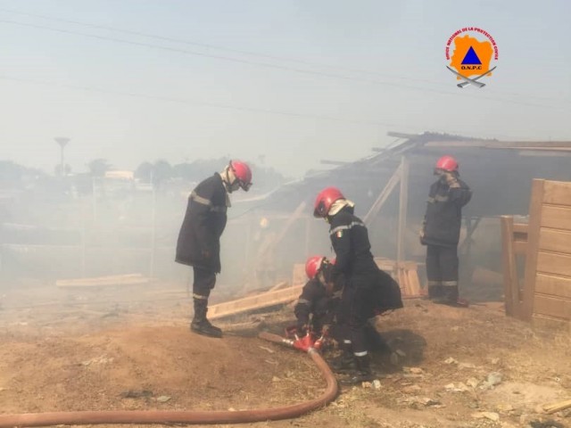LES POMPIERS CIVILS DU TONKPI ET DU HAMBOL STOPPENT LA PROPAGATION DE FEUX A SANGOUINE ET KATIOLA