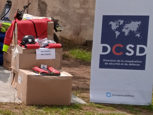 DON : DU MATERIEL NAUTIQUE OFFERT A LA PROTECTION CIVILE IVOIRIENNE