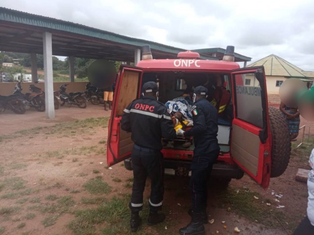 MINIGNAN : PRISE DE MALAISE UNE JEUNE FILLE SECOURUE PAR LES POMPIERS CIVILS DU FOLON