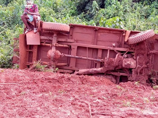 17 VICTIMES DANS UN ACCIDENT DE LA CIRCULATION A DIVO