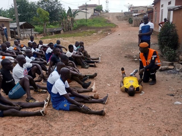 BOUAFLE / AGBOVILLE : LES POPULATIONS SENSIBILISEES SUR LES GESTES QUI SAUVENT