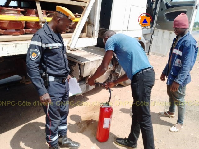 DALOA : LES POMPIERS CIVILS INTENSIFIENT LES SENSIBILISATIONS AUPRES DES POPULATIONS  