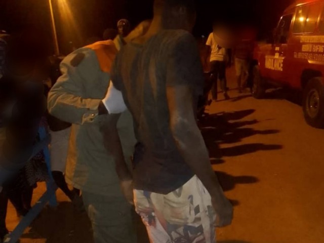 TOUBA : UN JEUNE HOMME RECOIT DES COUPS DE MACHETTE D’UN VIGILE DANS UNE BAGARRE