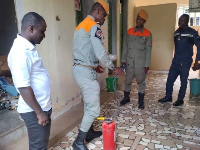 SOUBRE : LE PERSONNEL DE 5 HOTELS SENSIBILISE PAR LES POMPIERS CIVILS DE LA NAWA