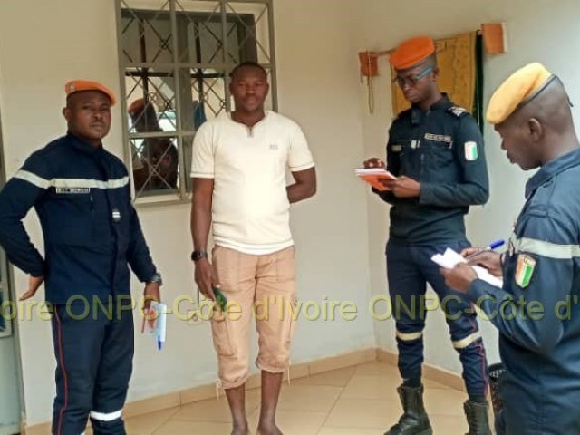 BOUNA / DOROPO : LES POMPIERS CIVILS INVESTISSENT LA VILLE POUR PLUSIEURS SENSIBILISATIONS