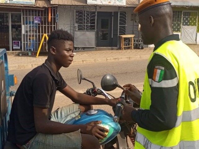 ABOISSO : UNE VINGTAINE DE PERSONNES SENSIBILISEEES SUR LA SECURITE ROUTIERE