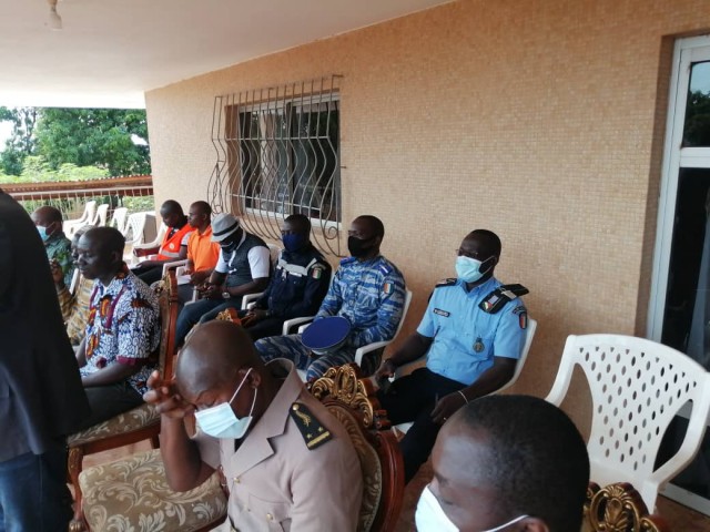 LES POMPIERS CIVILS DE MINIGNAN PARTICIPENT A UNE RENCONTRE SUR LA COHESION SOCIALE