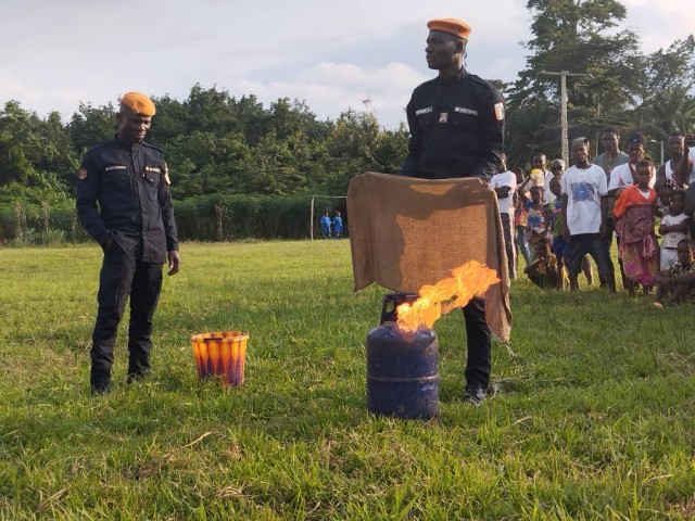 TROIS SENSIBILISATIONS SUR LA SÉCURITÉ INCENDIE ET ROUTIÈRE CONDUITES PAR LES POMPIERS CIVILS DANS LA RÉGION DE LA NAWA