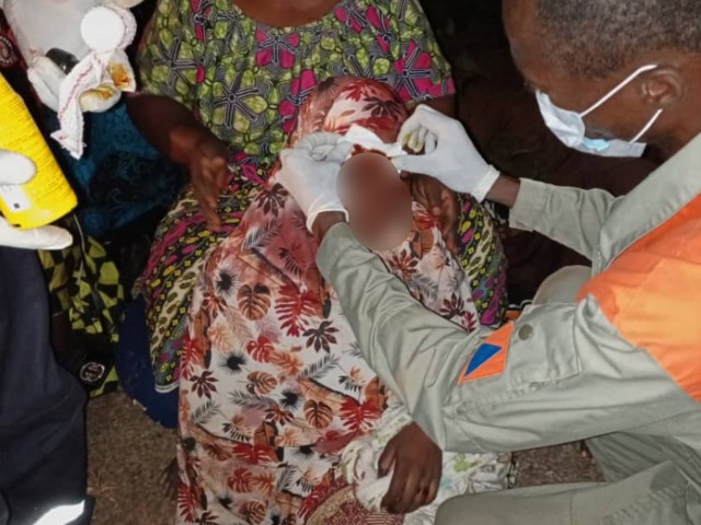 ACCIDENT : UN CAR DE TRANSPORT FAIT UNE SORTIE DE ROUTE A ABENGOUROU