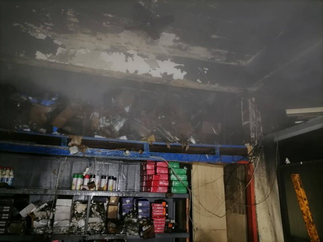 GAGNOA : UN FEU DANS UNE QUINCAILLERIE FAIT PLUSIEURS DEGATS MATERIELS