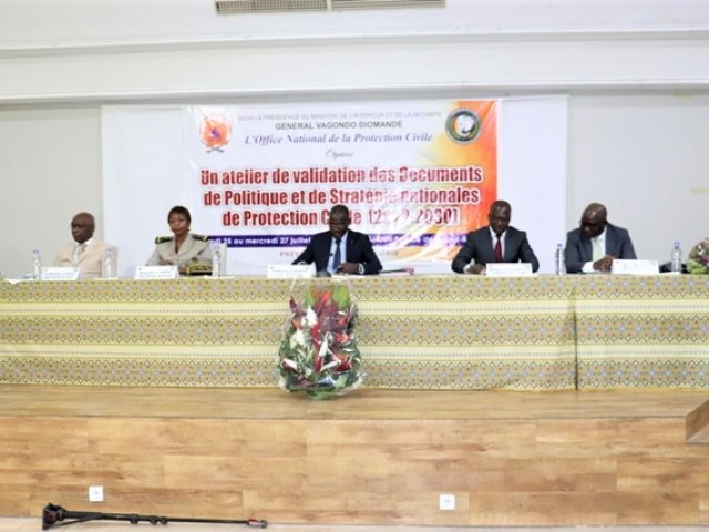 PROTECTION CIVILE : LE MINISTRE VAGONDO OUVRE L’ATELIER DE VALIDATION DE POLITIQUE ET DE STRATEGIE NATIONALES A GRAND-BASSAM
