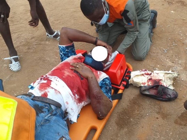LES POMPIERS CIVILS ET MILITAIRES AU SECOURS DES VICTIMES D’UN ACCIDENT A BASSAM