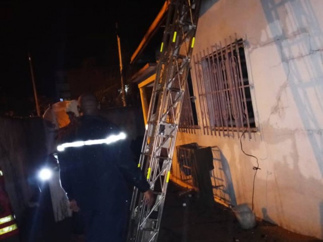 DEUX INCENDIES ÉTEINTS PAR LES POMPIERS CIVILS A GRAND-BASSAM ET DANS LE LÔH-DJIBOUA