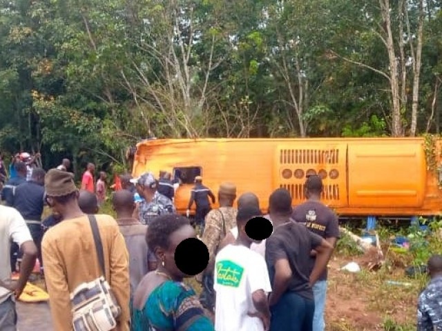 DIVO / NIAMBRE : UNE SORTIE DE ROUTE D’UN CAR DE TRANSPORT FAIT 59 VICTIMES DONT UN MORT ET 16 BLESSES GRAVES
