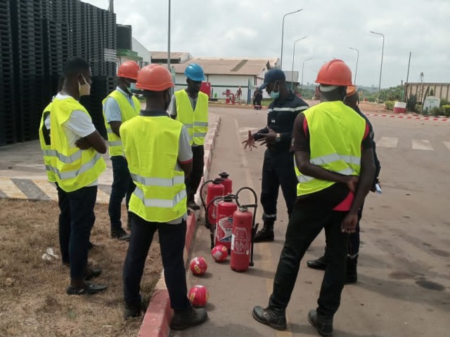 PLUS DE VINGT AGENTS D’UNE ENTREPRISE AGRO-INDUSTRIELLE FORMES PAR LES POMPIERS CIVILS DE L’INDENIE-DJUABLIN