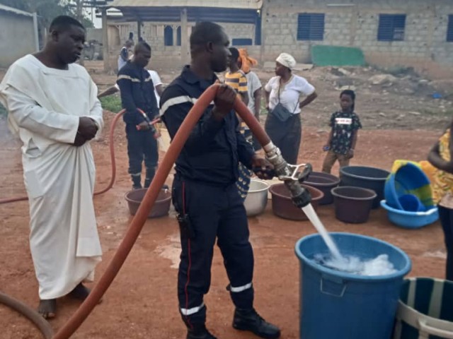 DIMBOKRO : LES POPULATIONS RAVITAILLEES EN EAU POTABLE