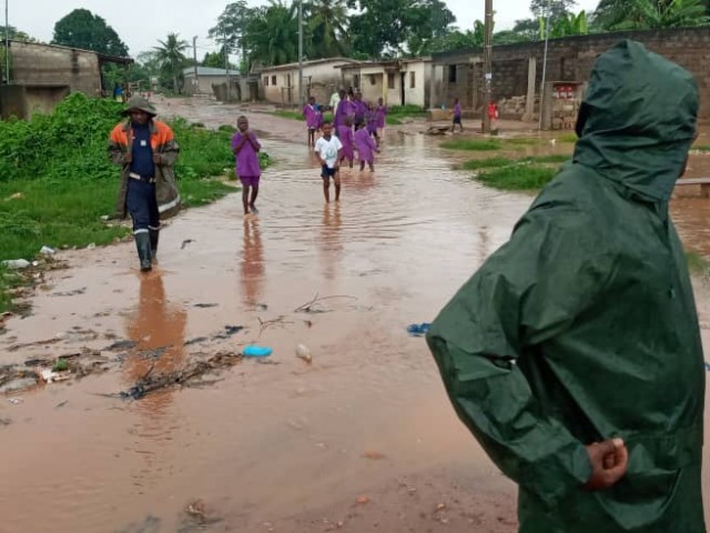 LES POMPIERS CIVILS DE L’AGNEBY-TIASSA VISITENT LES SITES A RISQUE D’AGBOVILLE
