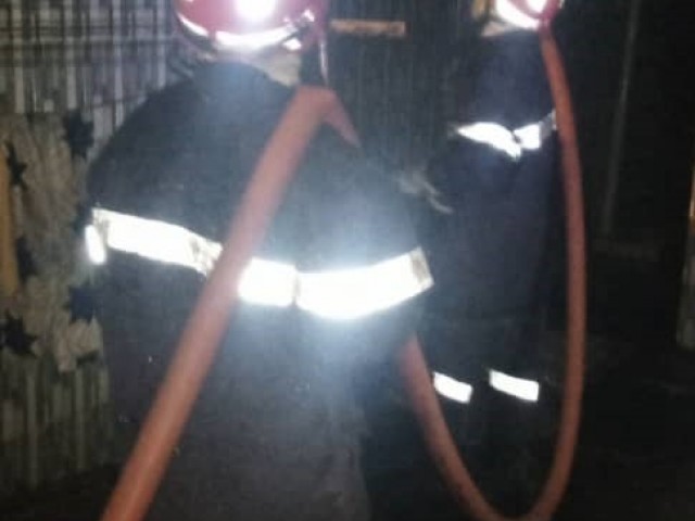 MAN/INCENDIE : UN BEBE DE 22 MOIS RETROUVE DANS UN PUITS ET SAUVE DES FLAMMES PAR LES POMPIERS CIVILS