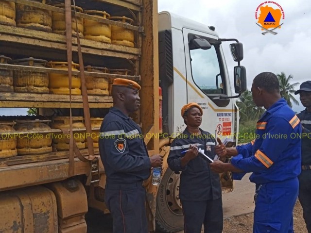 DABOU : QUATRE CONDUCTEURS ET LEURS APPRENTIS SENSIBILISES SUR LE TRANSPORT DE MARCHANDISES DANGEREUSES (TMD)
