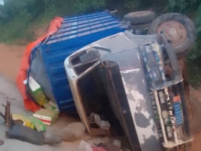 SASSANDRA ET DABOU : DES VICTIMES DE DEUX SORTIES DE ROUTE ASSISTEES PAR LES POMPIERS CIVILS