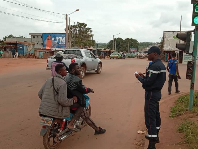DALOA /SECURITE ROUTIER : PLUS D’UNE CENTAINE DE  MOTOCYCLISTES A L’ECOLE  DU  CIVISME ROUTIER