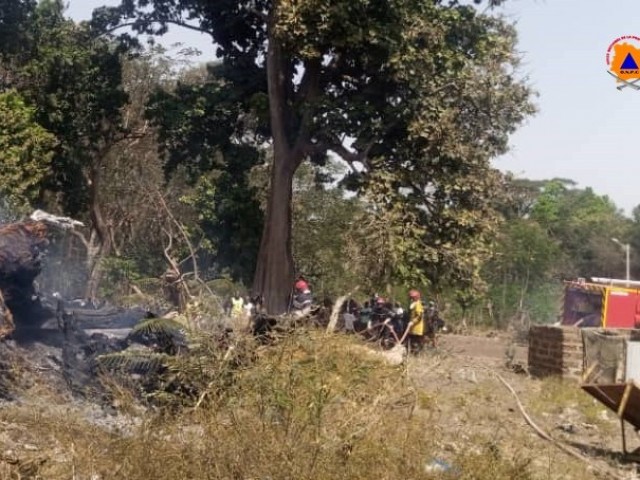 UNE VILLA DE 10 PIECES PART EN FUMEE A SEGUELA ET UN FEU DE BROUSSE EVITE A MANKONO