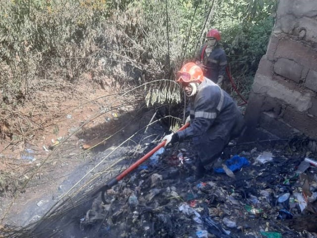 TOUBA : DEUX INCENDIES AVEC RISQUE DE PROPAGATION ETEINTS PAR LES POMPIERS CIVILS