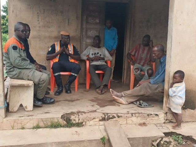 KATIOLA /PLUIES DILUVIENNES : LES POMPIERS CIVILS DU HAMBOL A NIKOLO POUR UNE SENSIBILISATION