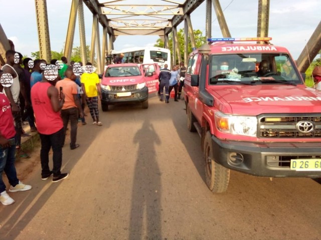 DABOU :  UN CAR PERCUTE LA BARRIERE D’UN PONT ET FAIT 45 VICTIMES DONT 08 GRIEVEMENT BLESSES